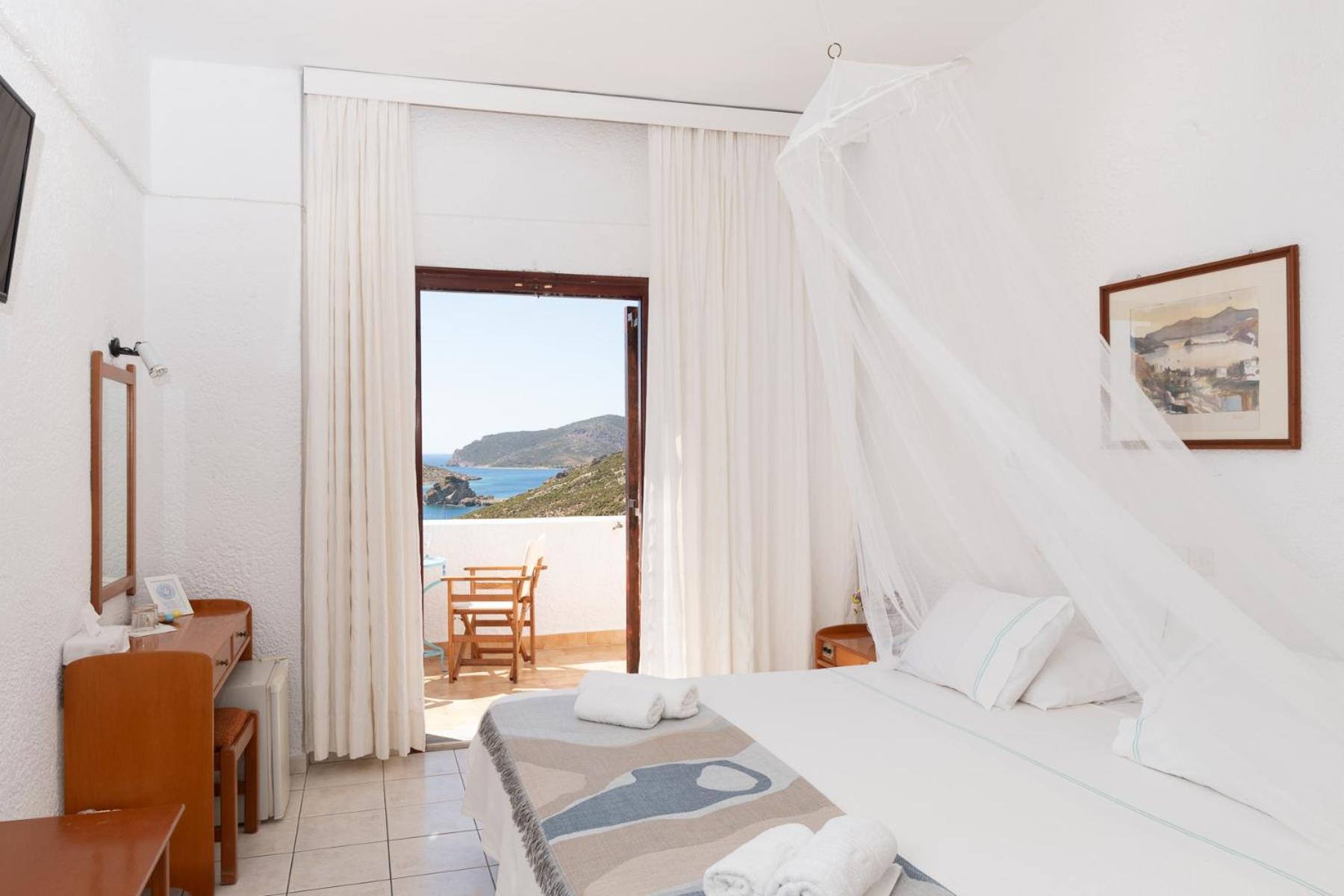 Golden Sun Hotel Patmos Екстер'єр фото