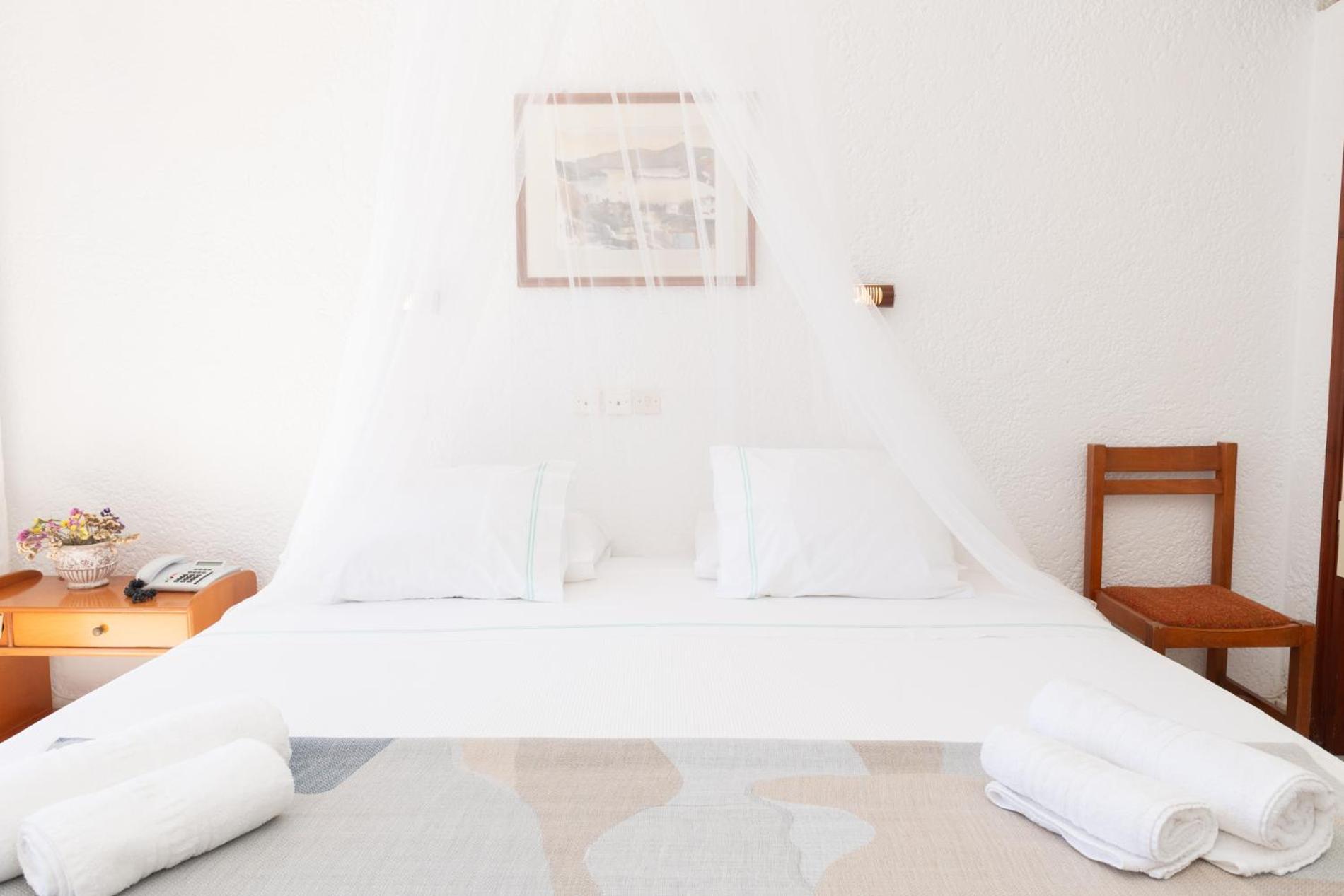 Golden Sun Hotel Patmos Екстер'єр фото